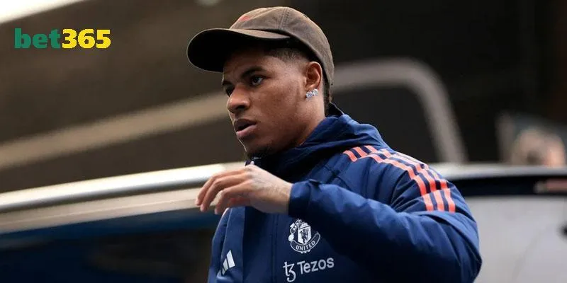 Rashford thường xuyên nổi loạn tại MU